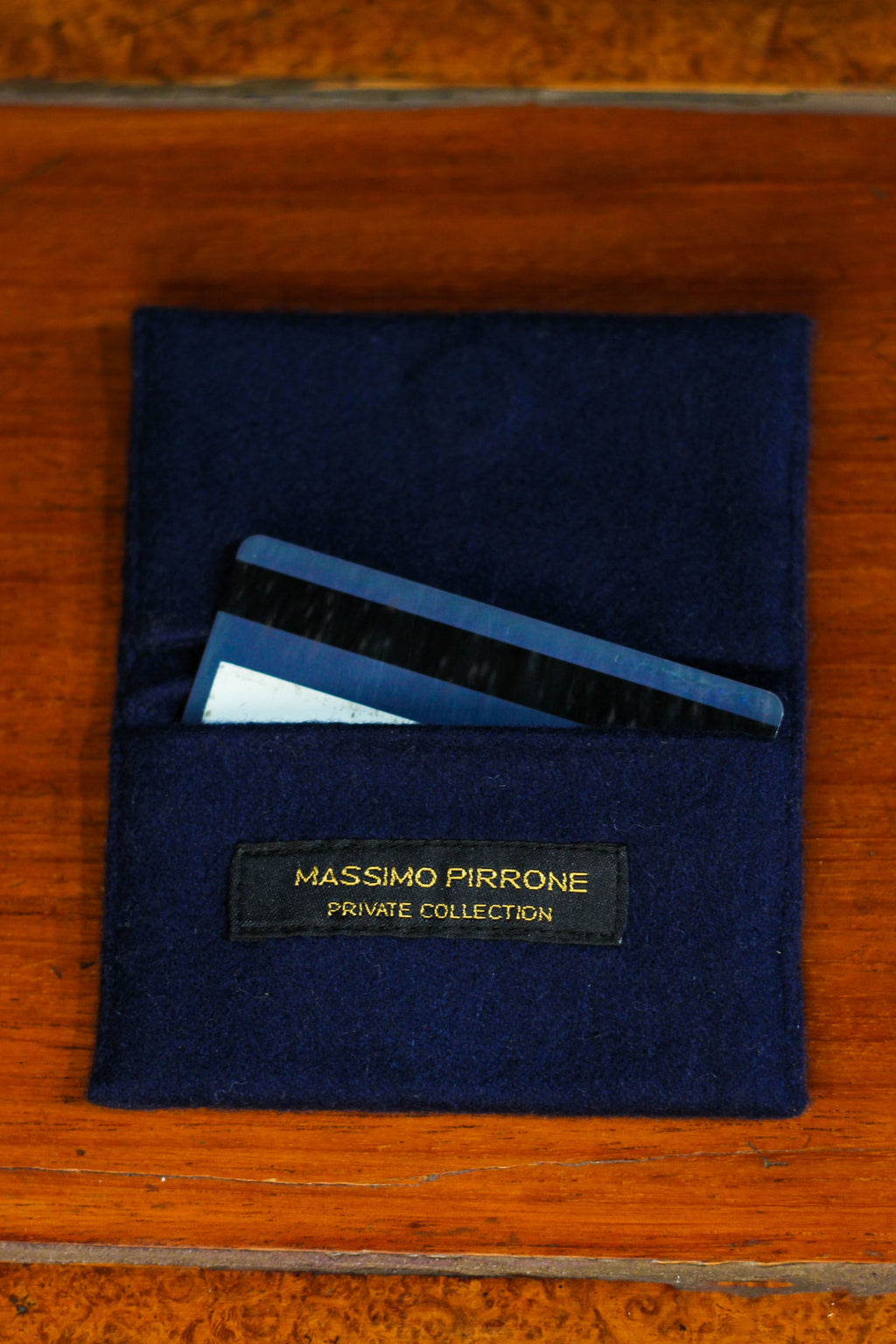 Cashmere cardholder