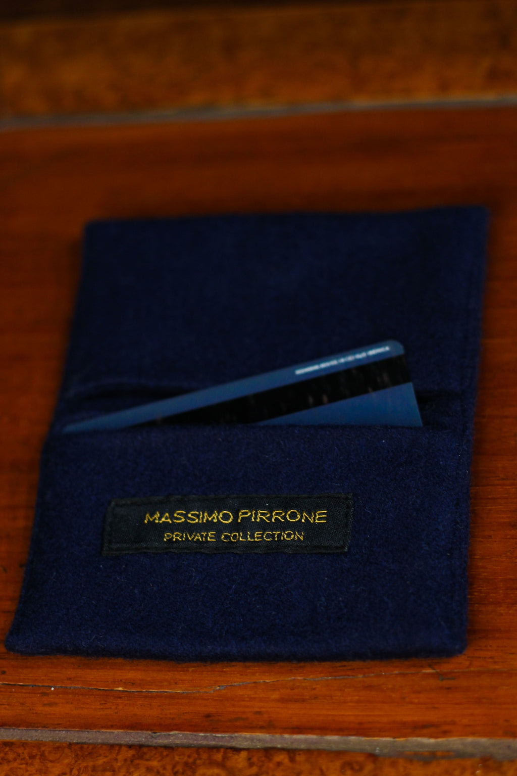 Cashmere cardholder