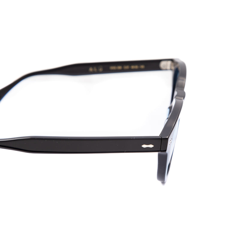 Sunglasses Model Pirrone